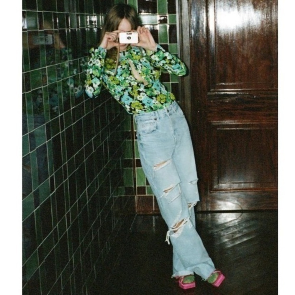 New Zara Long Sleeve Front Key Hole Floral Print Bodysuit
